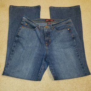 Jones Wear Jeans women's size 8 denim bootcut